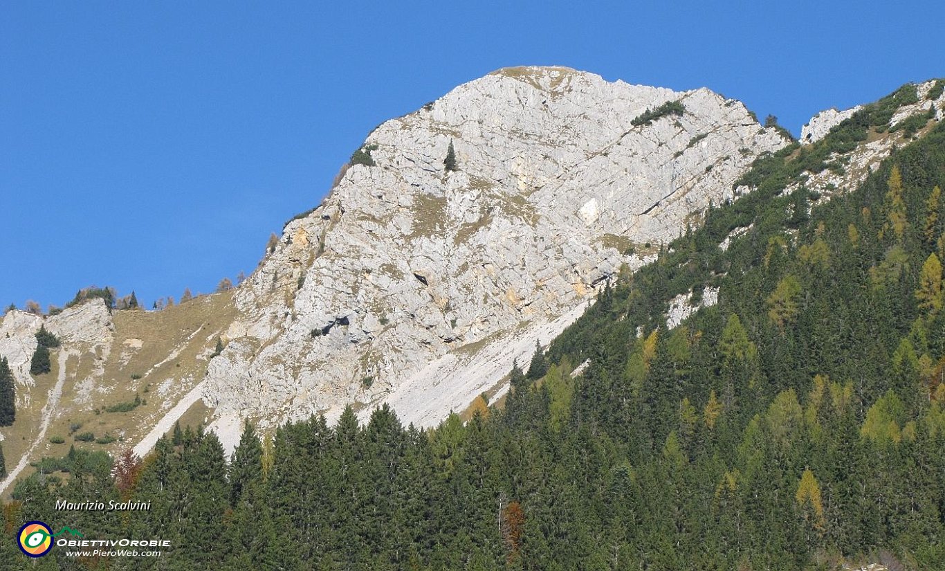 63 Dalla Torcola Vaga, il Pizzo Badile....JPG